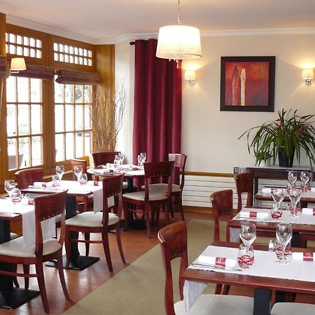 Hotel-Restaurant Le Normandie Люк-сюр-Мер Экстерьер фото